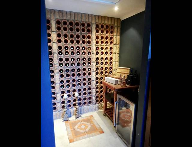 3 BEDROOM PROPERTY TO RENT IN VREDEKLOOF HEIGHTS